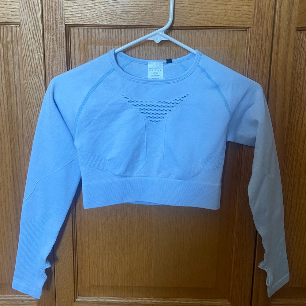 AYBL Motion Seamless Long Sleeve Crop Top